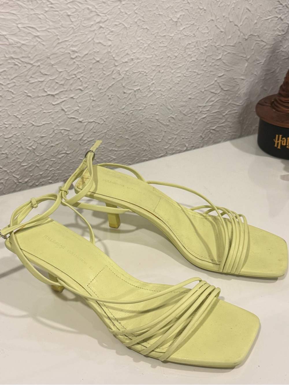 Pull&Bear Strappy Heels in green